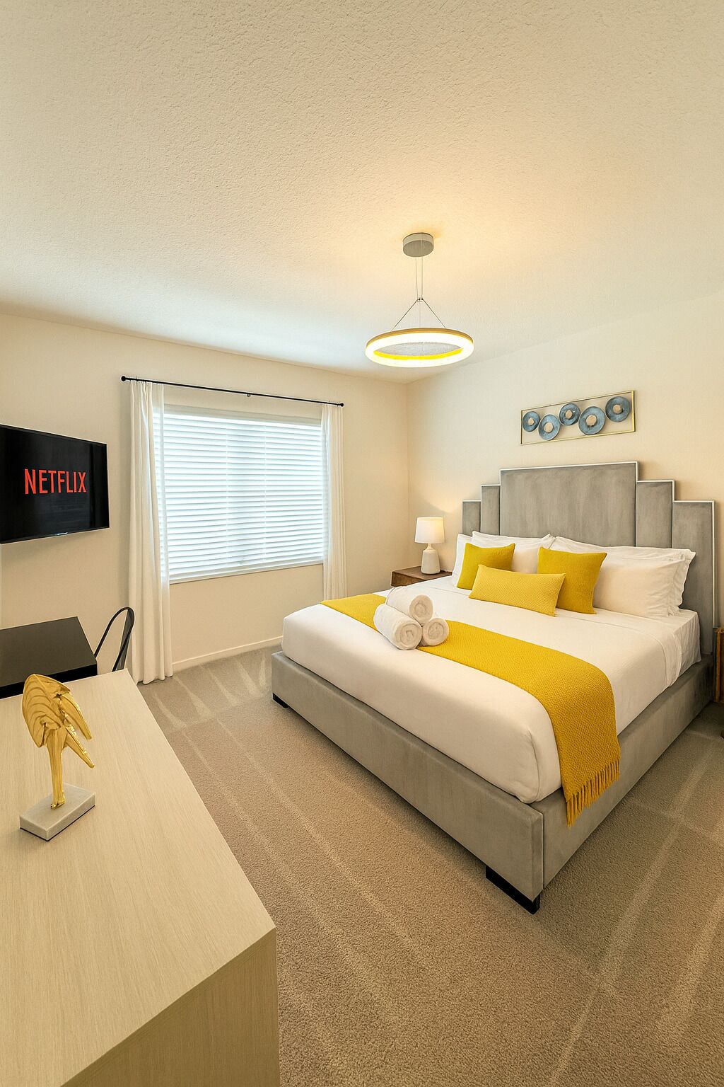 Deluxe Double Room, Non Smoking, Private Bathroom | Iron/ironing board, free WiFi, bed sheets
