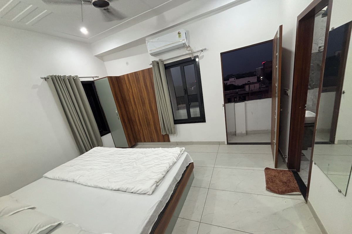 ห้องดีลักซ์ดับเบิล, วิวเมือง