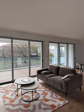 Living area - Vrbo Property (Royan)