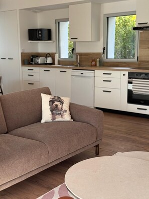 Interior - Apartment with terrace - Near sea and center (Royan)