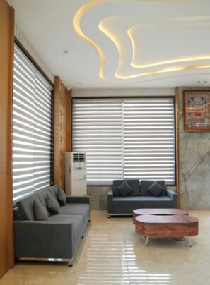 Reception hall - Hotel Surbhi Khatu Shyam (Danta Ramgarh)