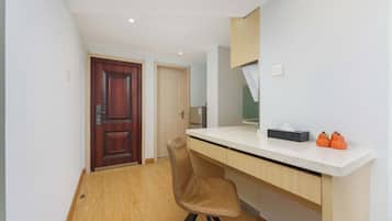Standard Double Room, City View | Interior