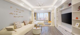 Qingni No. 8 Hotel Apartment
