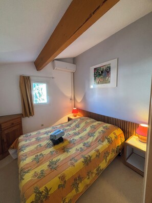 2 camere, ferro/asse da stiro