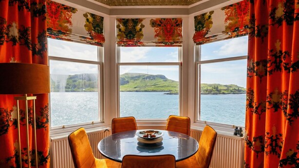 Unclassified image, 1 of 18, button - Heather Island View (Oban)
