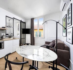 Private kitchen - Secret Contemporary Courtyard (Monaco)