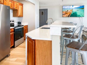 Fridge, microwave, oven, stovetop - Ocean Air Suites 300 Feet from Beach, Strip (Hampton)