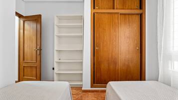 2 dormitorios y ropa de cama