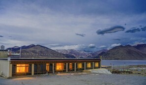 Exterior - The Thangjing Pangong (Man Pangong)