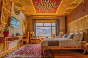 Deluxe Double Room, Lake View - The Thangjing Pangong (Man Pangong)