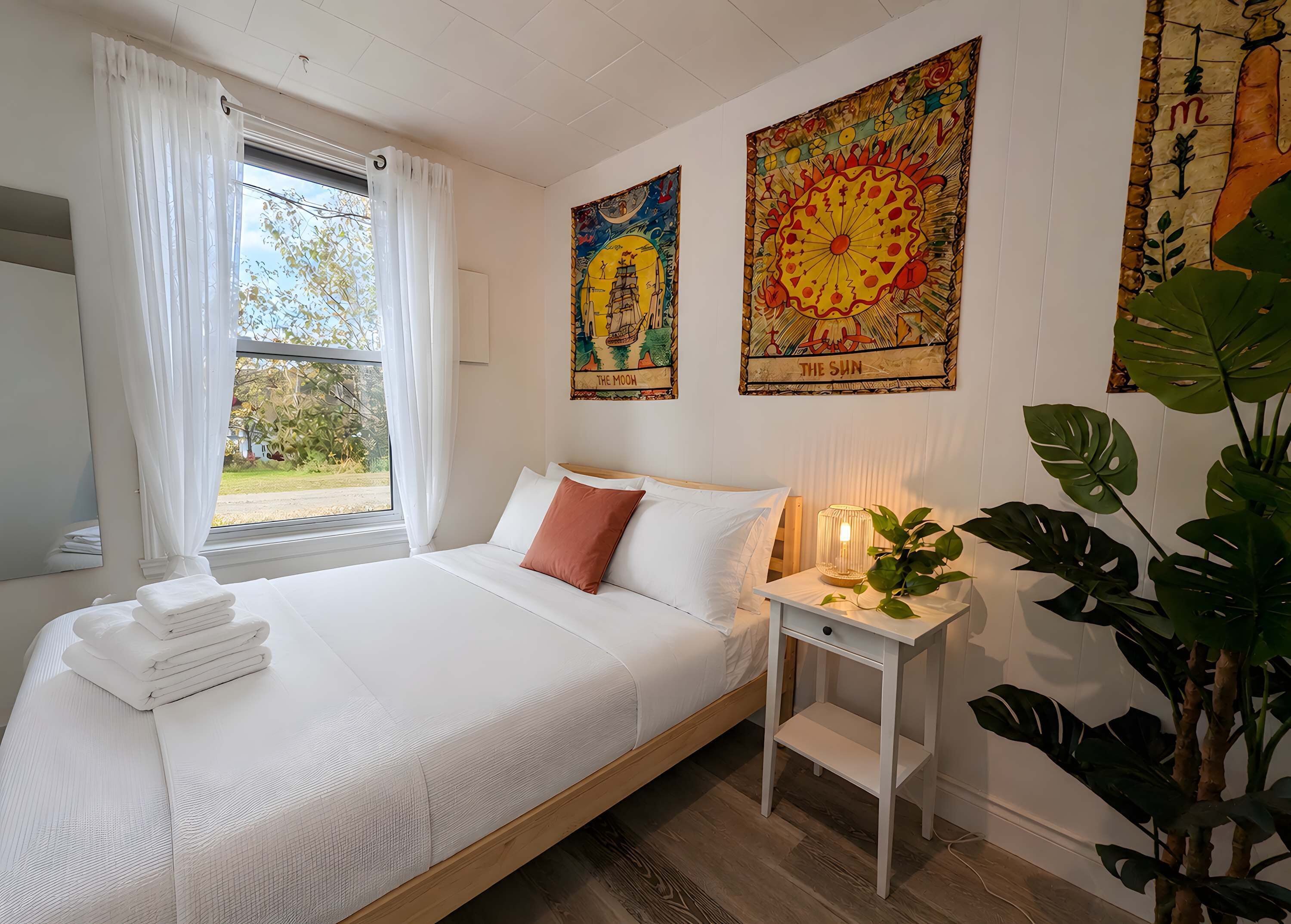 2 bedrooms, travel crib, WiFi, bed sheets