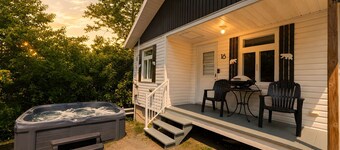 Chic Shack with spa - near Massif Charlevoix & MSA