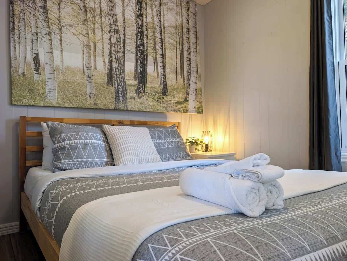 2 soverom, reiseseng for barn, wi-fi og sengetøy