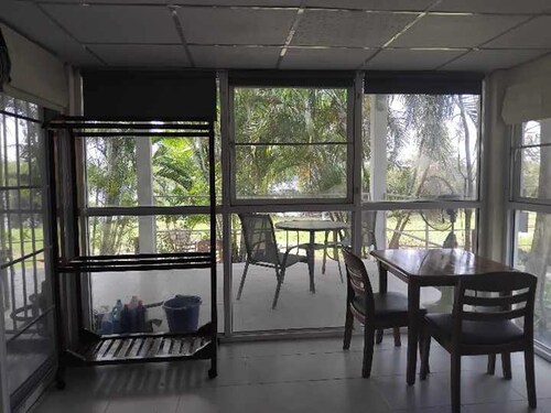 Riverside Holiday Home
Ideal for a quick get-away or longer relaxing holiday.