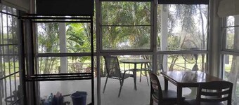 Riverside Holiday Home
Ideal for a quick get-away or longer relaxing holiday.