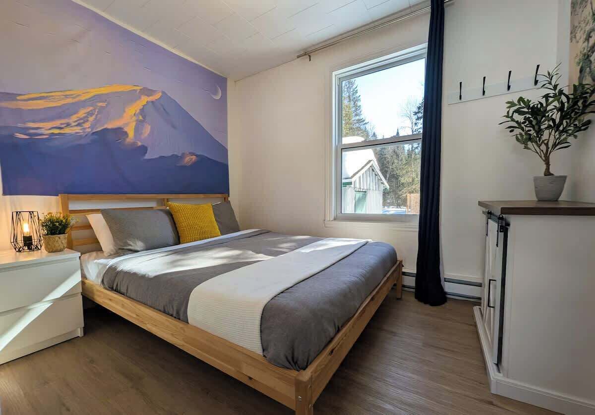 2 slaapkamers, reisbedje, wifi, beddengoed