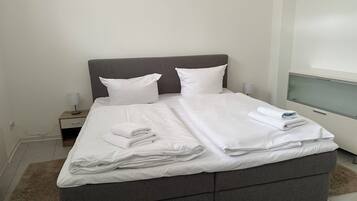 1 Schlafzimmer, kostenloses WLAN, Bettwäsche