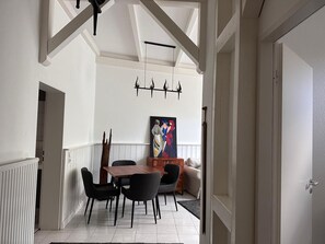 Dining - Vrbo Property (Sassnitz)