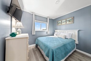 2 bedrooms, iron/ironing board, free WiFi, bed sheets - Gulf Shores Plantation, 5508 - Beachfront Condo with Gulf Views (Gulf Shores)