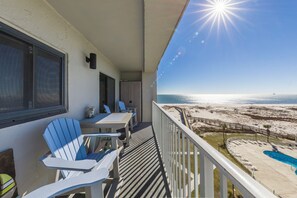 Property grounds - Gulf Shores Plantation, 5508 - Beachfront Condo with Gulf Views (Gulf Shores)