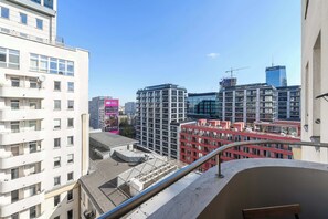 Property grounds - Lumina apart with parking in Warsaw center (Warszawa)