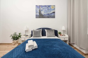 3 bedrooms, desk, iron/ironing board, travel cot - Lumina 4 rooms apart near Muzeum Sztuki (Łódź)