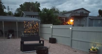 Adventure Awaits! Spacious Camper, Off-Grid Experience