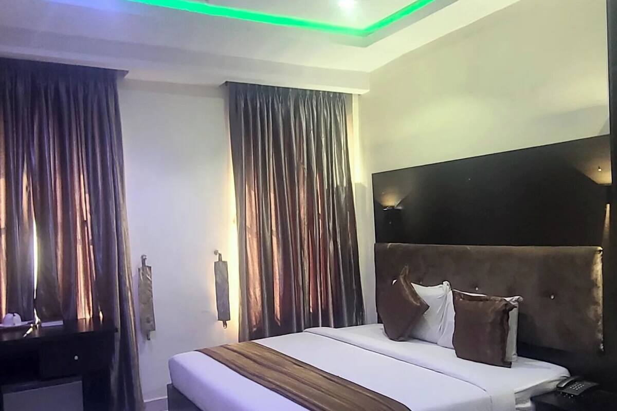 주니어 아파트, 발코니, 시내 전망