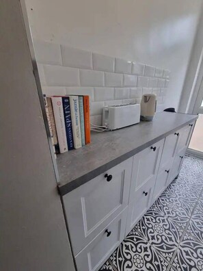 Interior - Spacious 3 Bed House-central London-garden-parking (London)
