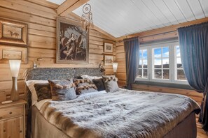 WiFi, bed sheets