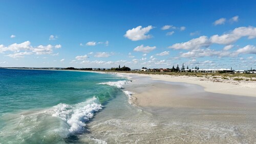 Waves at Jurien, Villa 9-23 Dalton Street