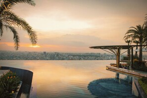 Pool - Terra Royal - Luxury Apartment & Hotel in Ho Chi Minh City (Thành phố Hồ Chí Minh)