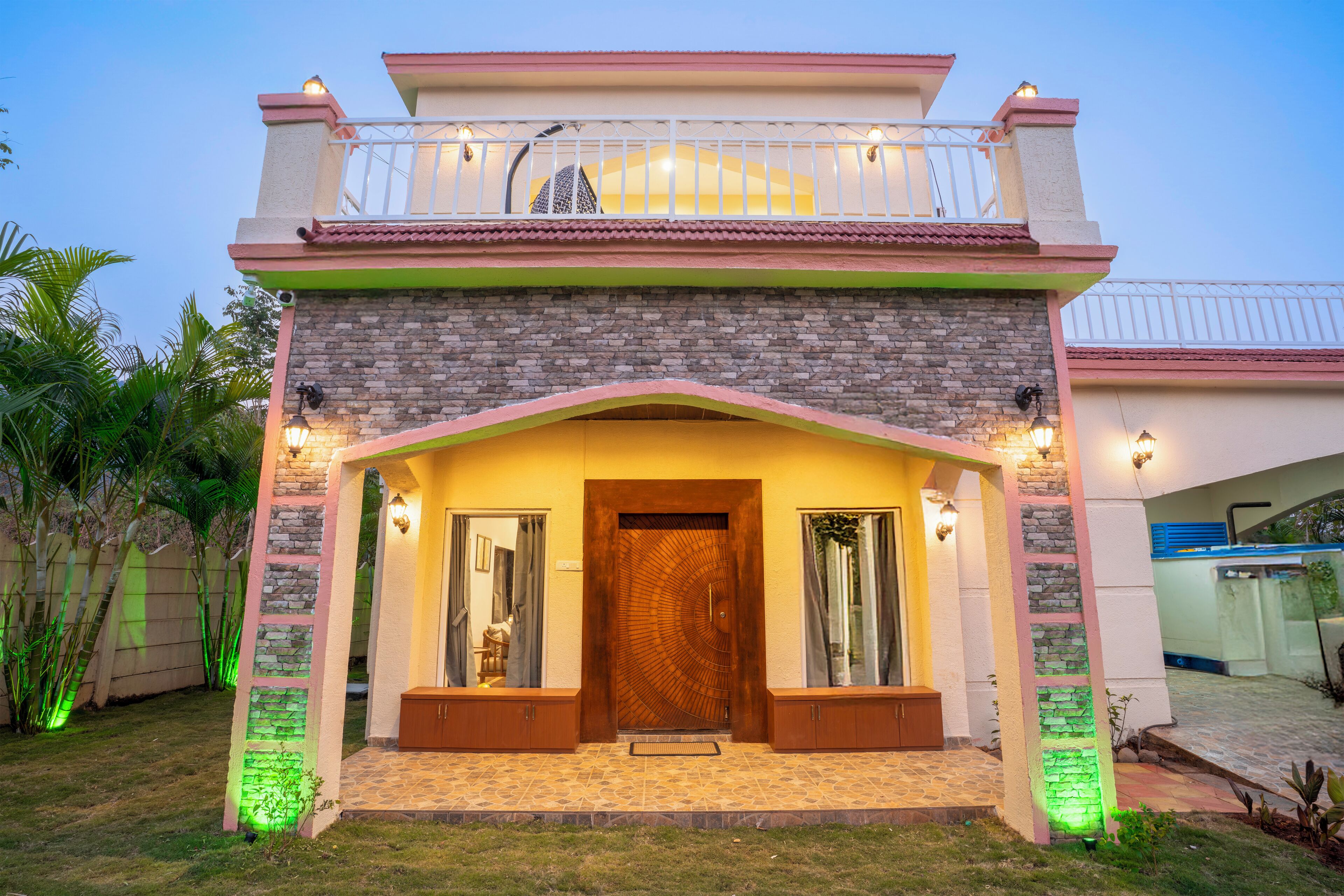 Perincian bahagian luar