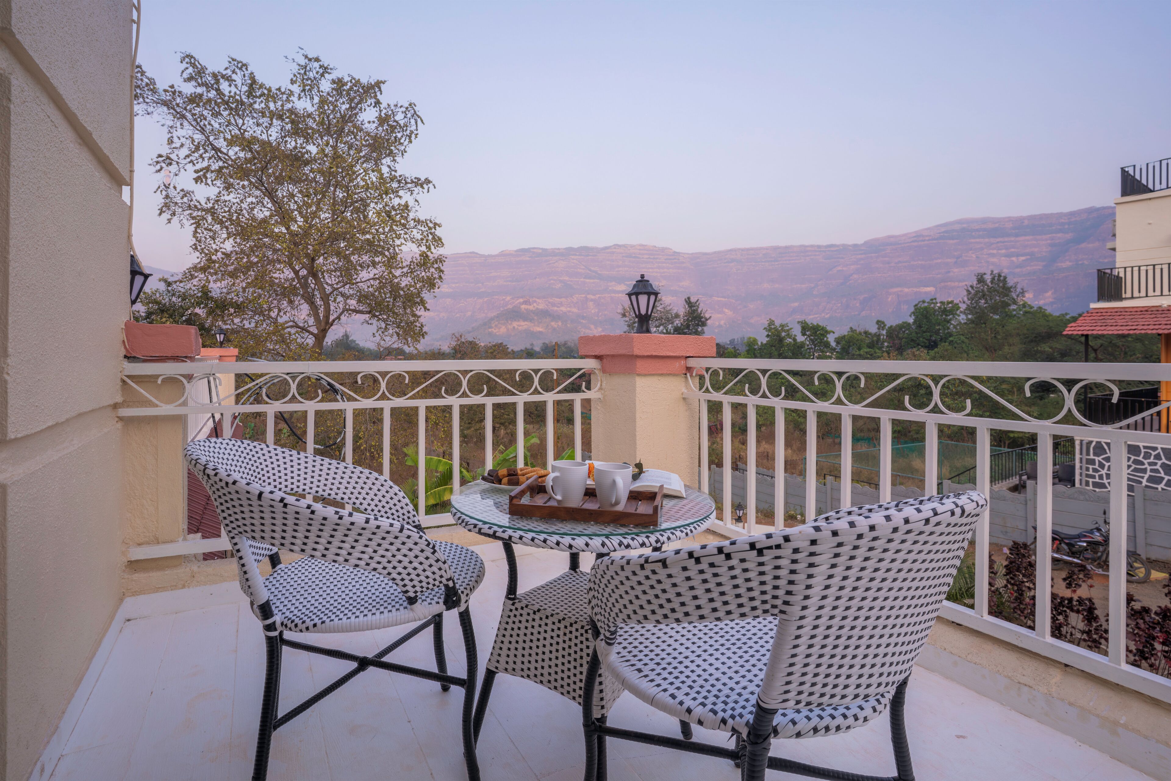 Deluxe Villa | Outdoor dining
