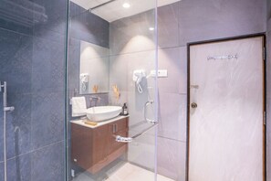 Deluxe Villa | Bathroom - ELIVAAS Lavender Crest 4 BHK Villa  (Karjat)