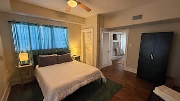 3 chambres, bureau, fer et planche à repasser, Wi-Fi gratuit
