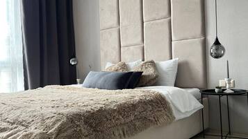 Room, 1 Bedroom, Accessible, Balcony | 2 bedrooms