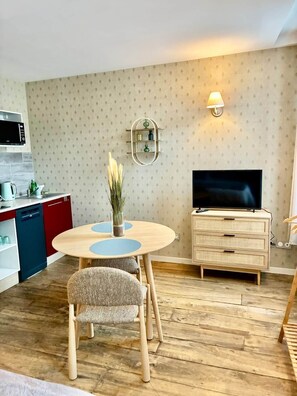 Interior - To complete (Troyes)