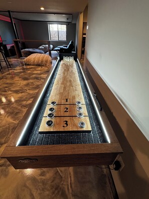 Spielezimmer