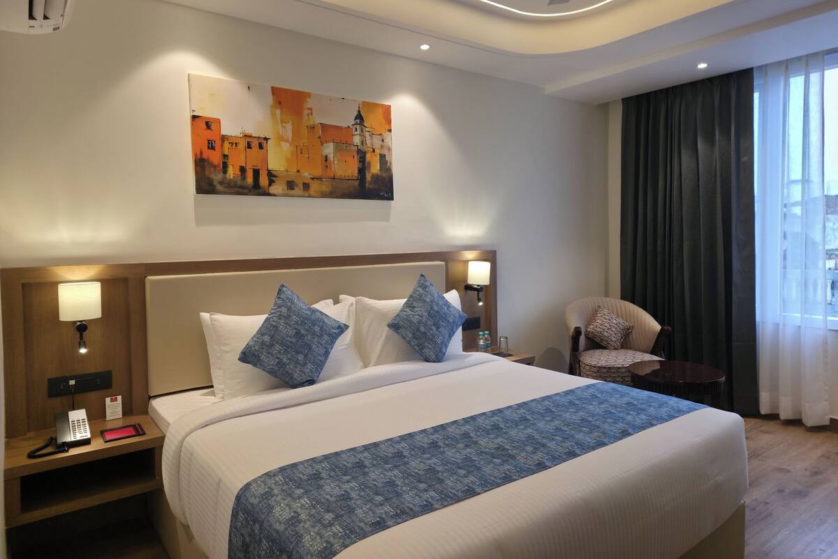 Suite, Mountain View