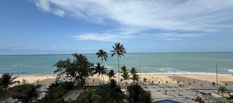 FLATS GOLDEN BEACH APARTMENTS