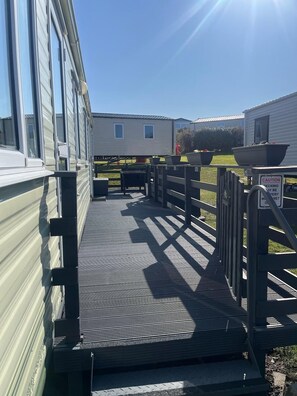 Exterior detail - House Sleeps 8 With Sea View and Parking (Filey)