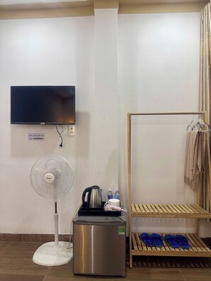 Comfort dubbelrum för 1 person - 1 queensize-säng - utsikt mot staden | Interiör