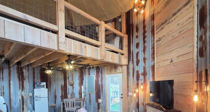 Unique farm stay in a lofted 1 bedroom completely furnished silo.