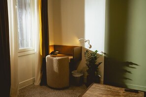 Interior - Bugan - Villa Athens (Athens)