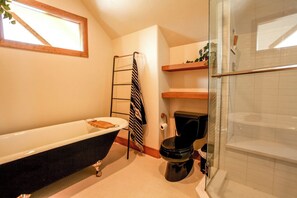 Bathroom - Luxe Downtown Home with Hot Tub/Fire Pits (Pagosa Springs)