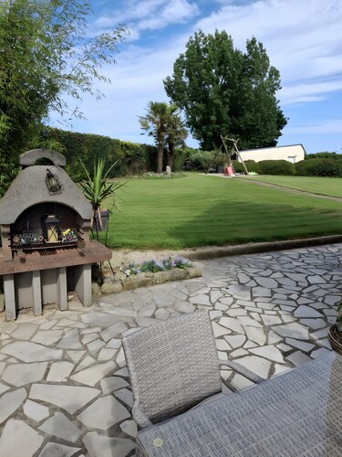 Chambre d’hôtes 3 personnes avec terrasse privée, jardin privé et Wi-Fi