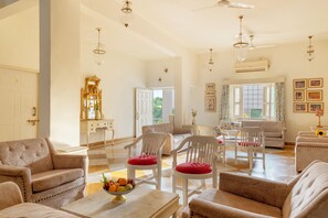 Living area - The Kot Kehloor by Shambhala Hospitality (Udaipur)