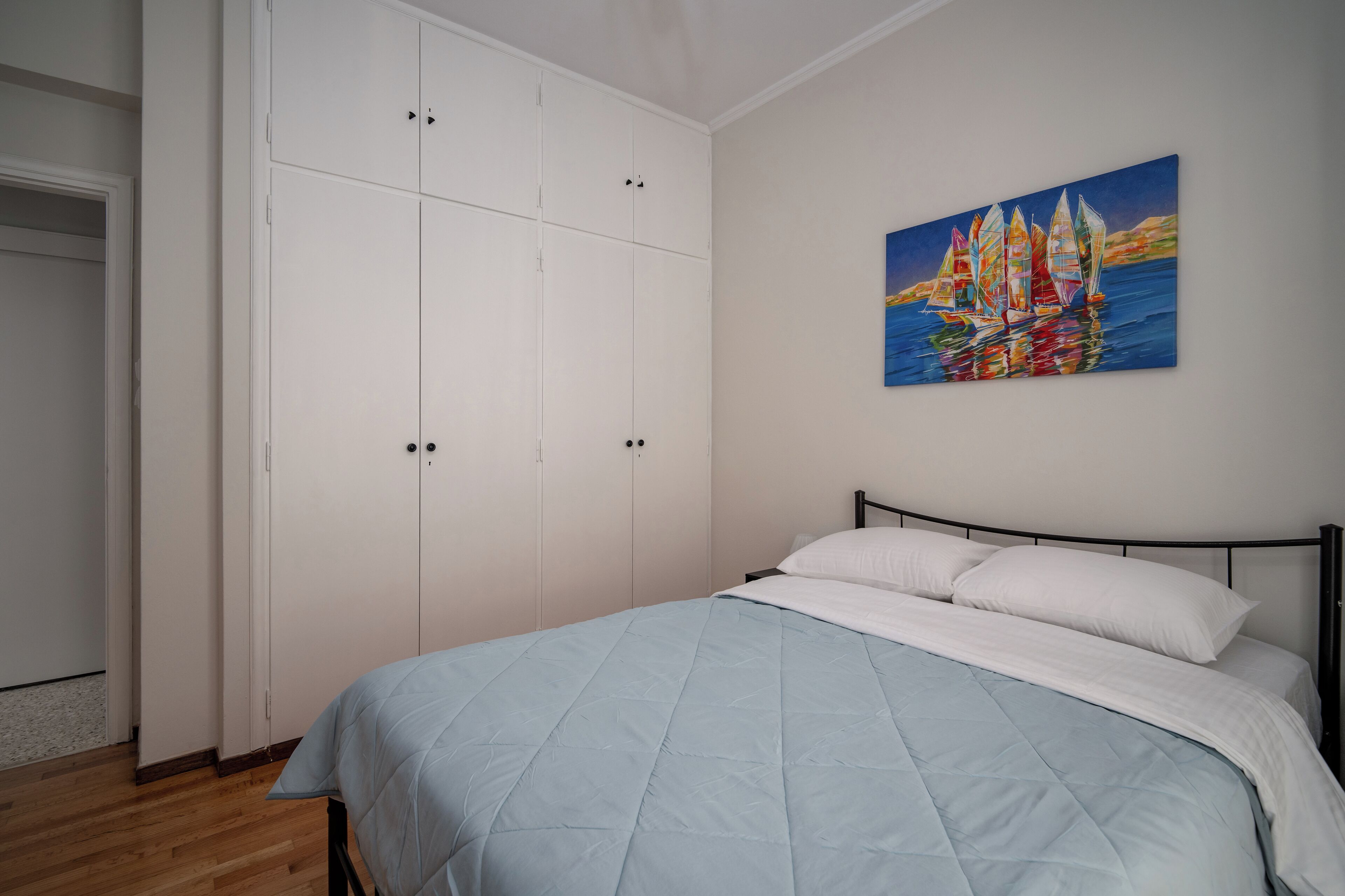 2 bedrooms, iron/ironing board, travel cot, free WiFi