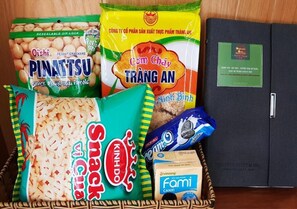 Basic-Studio, Balkon, Stadtblick | Essen und Trinken